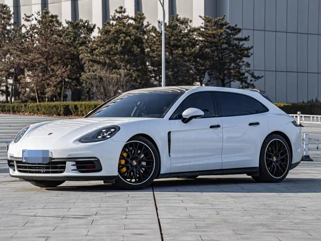 Porsche Panamera — миниатюра 10