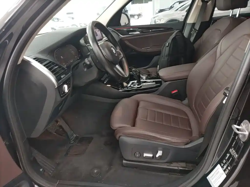 BMW X3 — миниатюра 15
