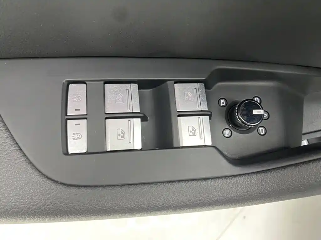 Audi A6L — миниатюра 24