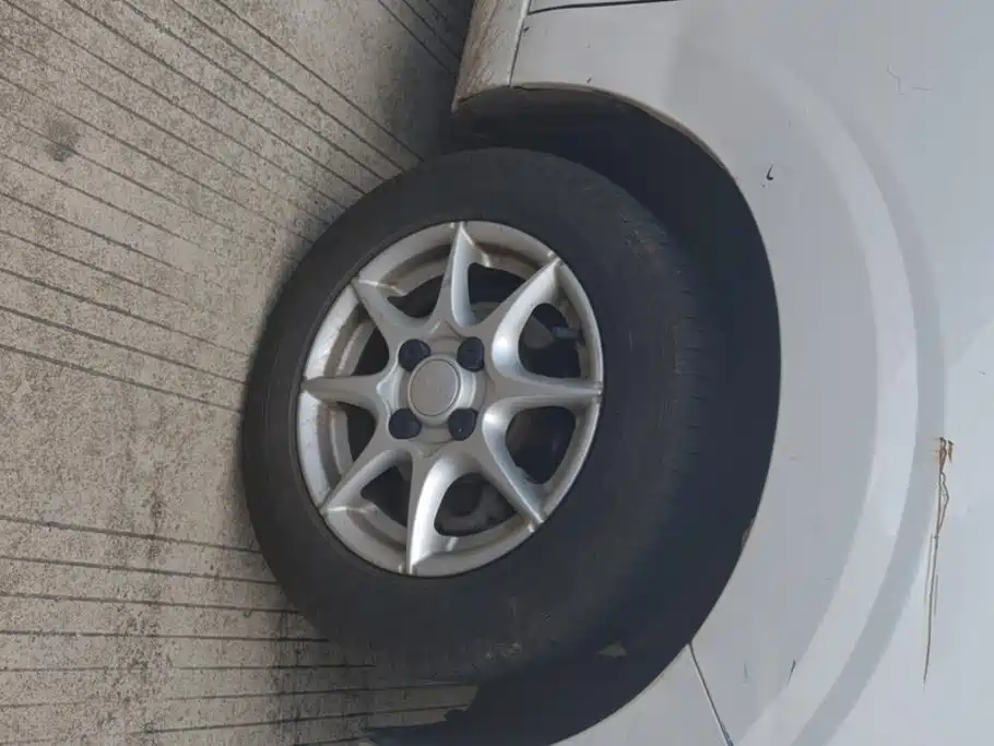 Roewe Clever — миниатюра 6