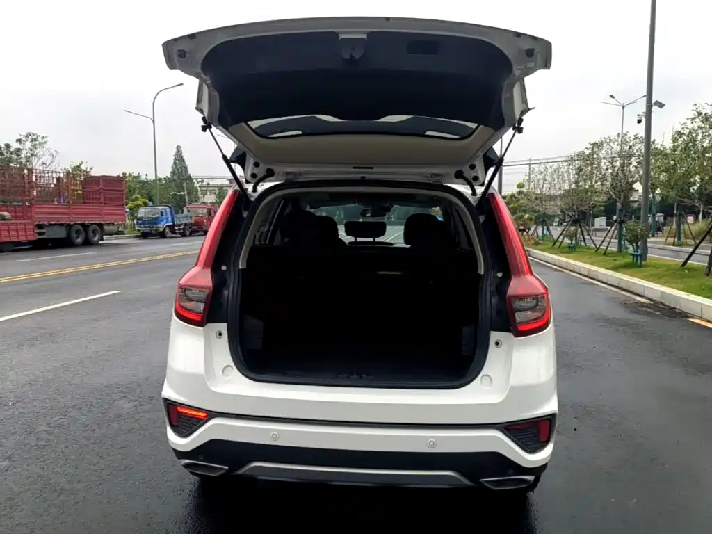 Geely Vision X6 — миниатюра 19