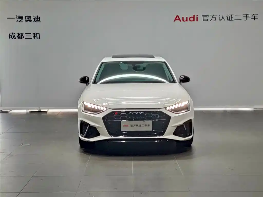 Audi A4L 2023 40 TFSI Luxury
