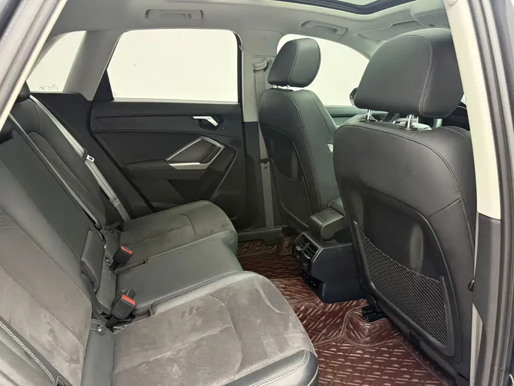 Audi Q3 — миниатюра 9