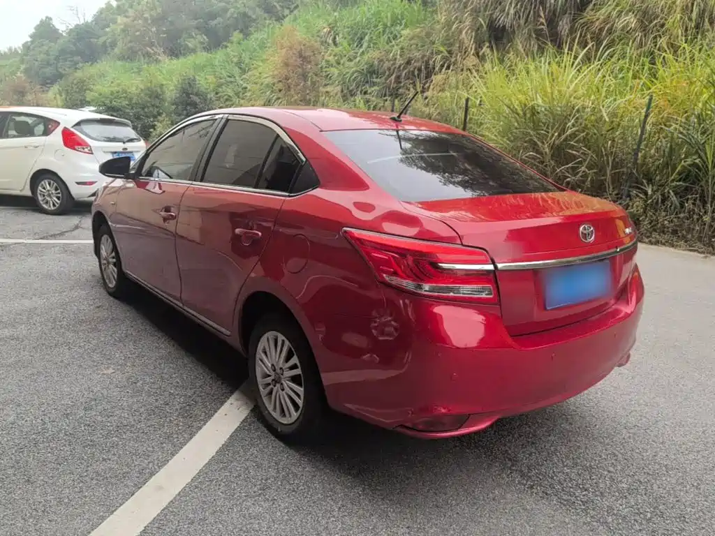 Toyota Vios — миниатюра 5