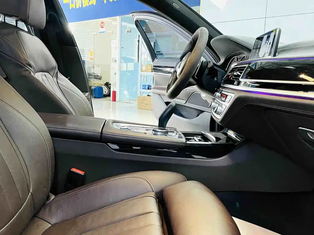 BMW 7 Series 7 2018 730Li Lead M Sport