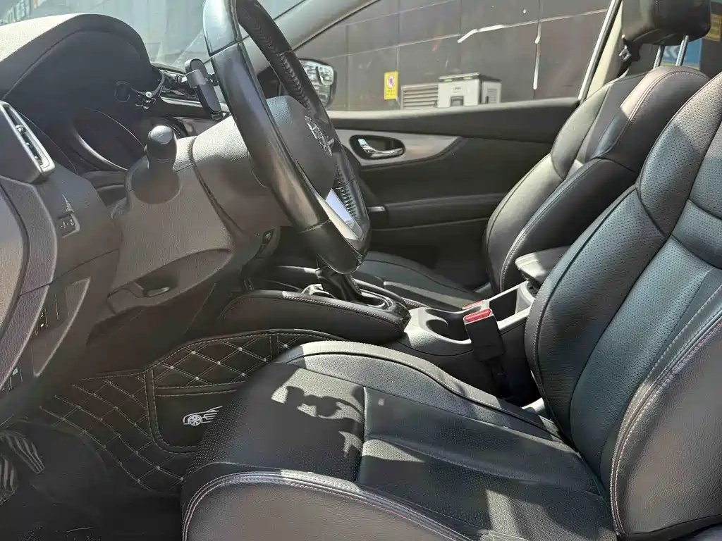 Nissan Qashqai 2021 2.0L CVT Luxury