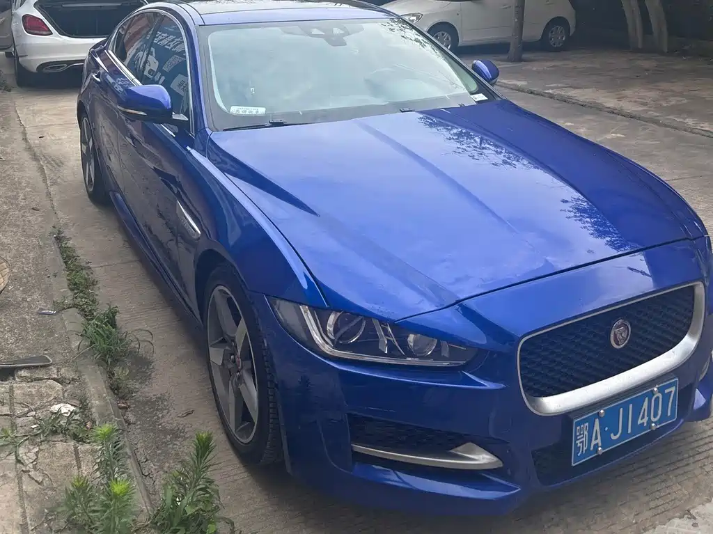 Jaguar XE 2017