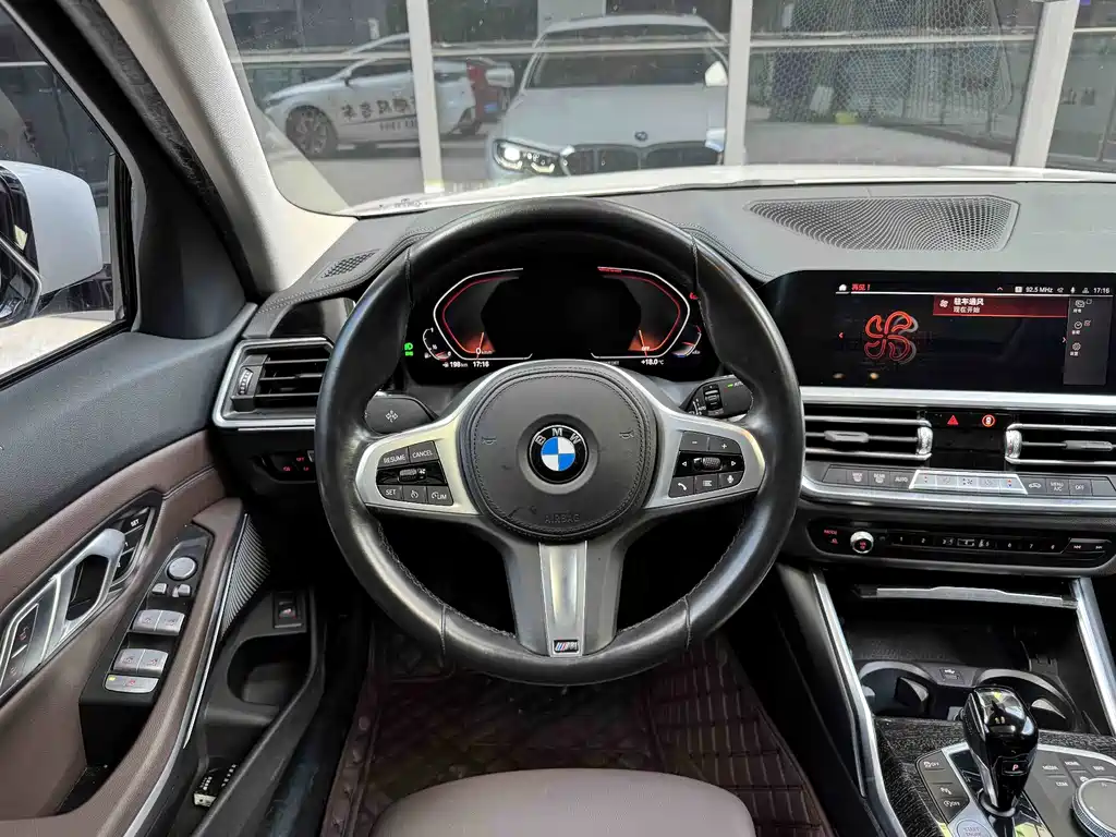 BMW 3 Series — миниатюра 6