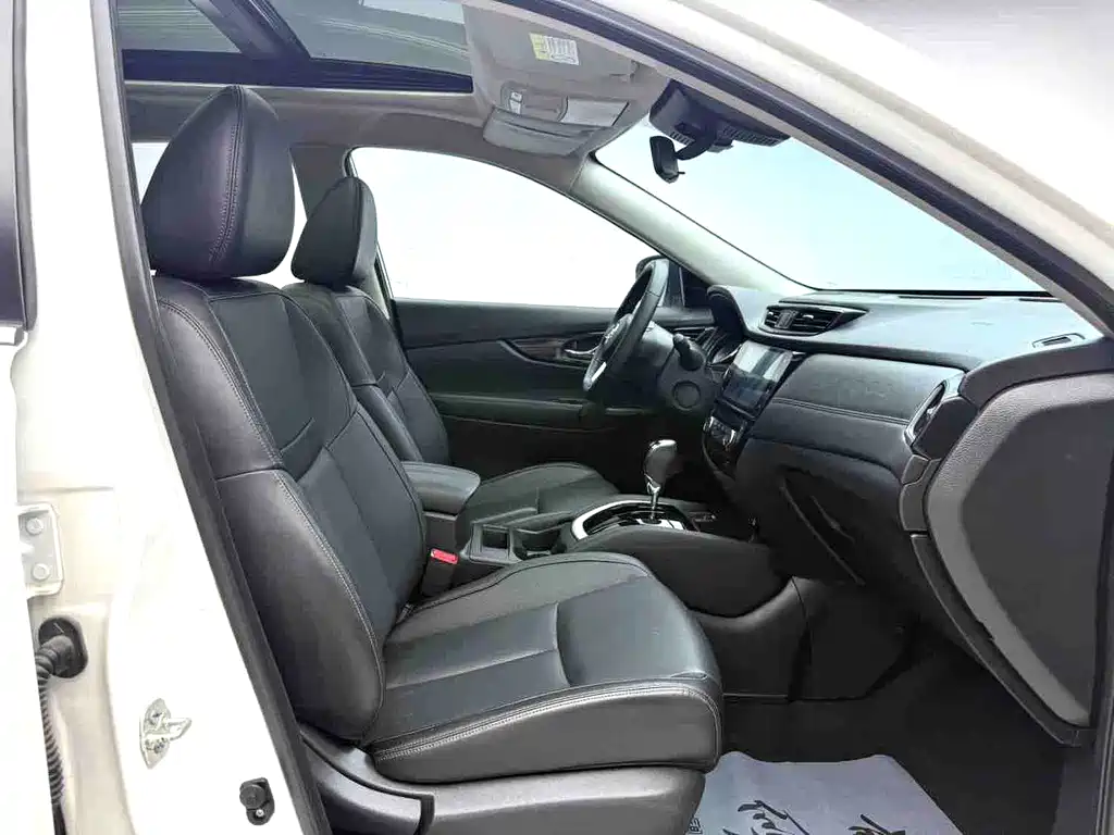 Nissan X-Trail — миниатюра 11