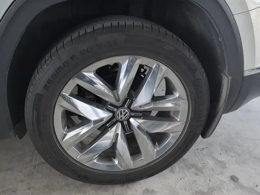 Volkswagen Teramont — миниатюра 6