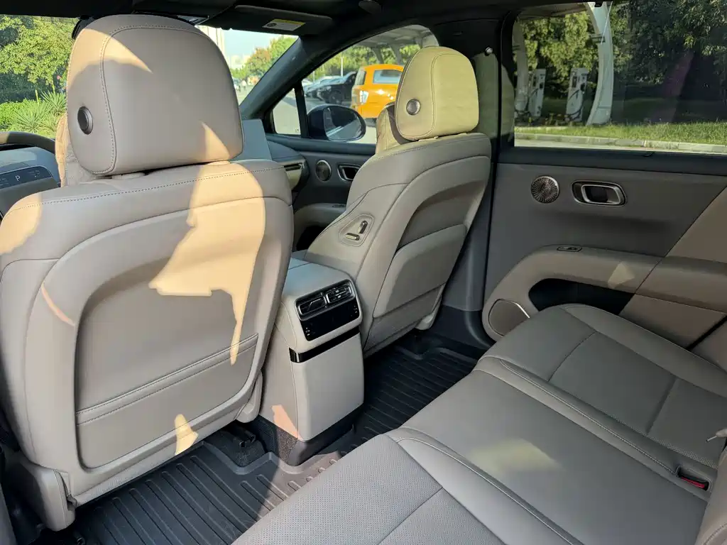 Li Auto Li i6 — миниатюра 19