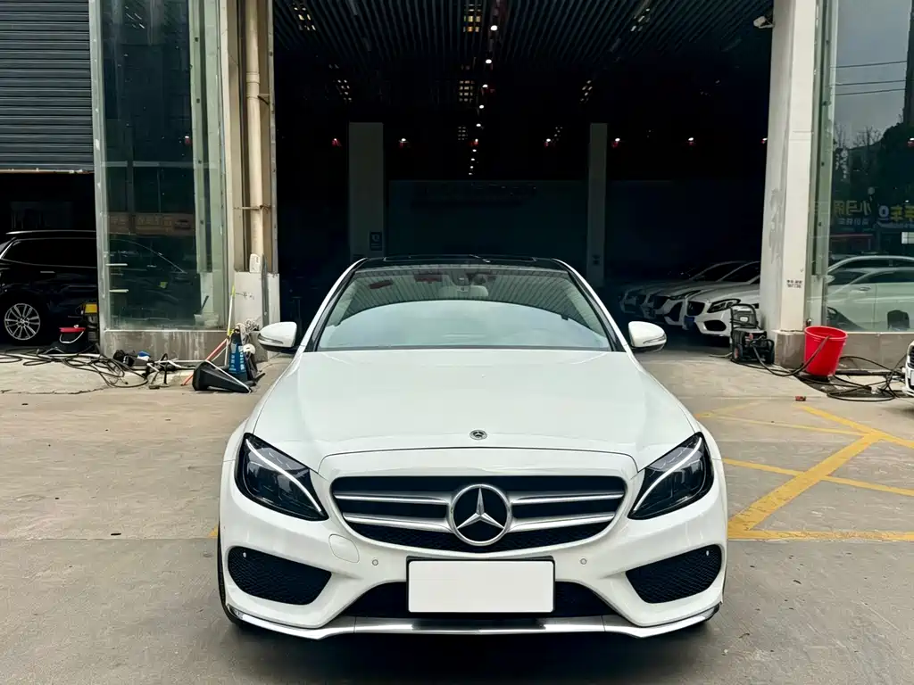 Mercedes-Benz C-Class — миниатюра 2