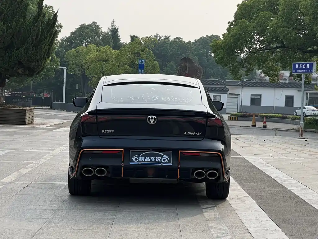 Changan UNI-V 2022 1.5T