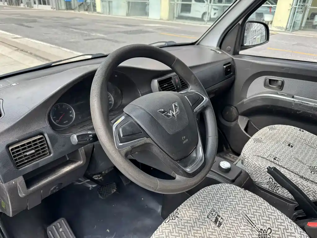 Wuling Rongguang EV — миниатюра 4