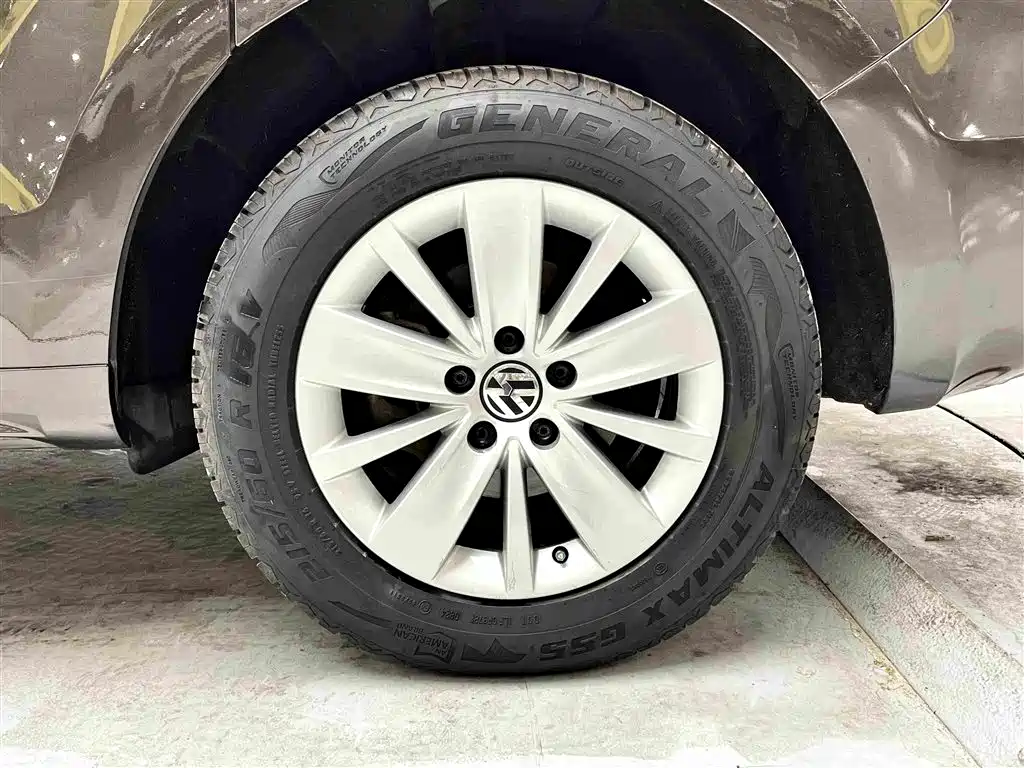 Volkswagen Sharan — миниатюра 6