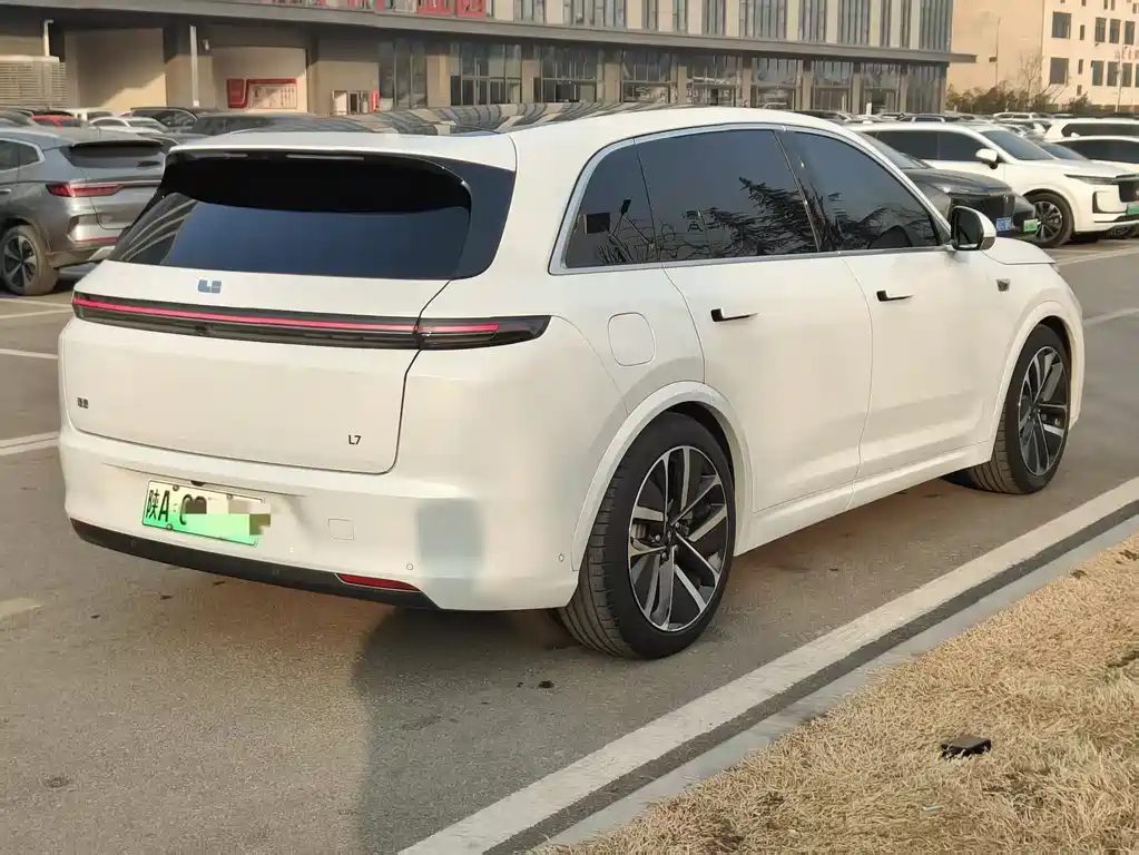 Li Auto IDEAL L7