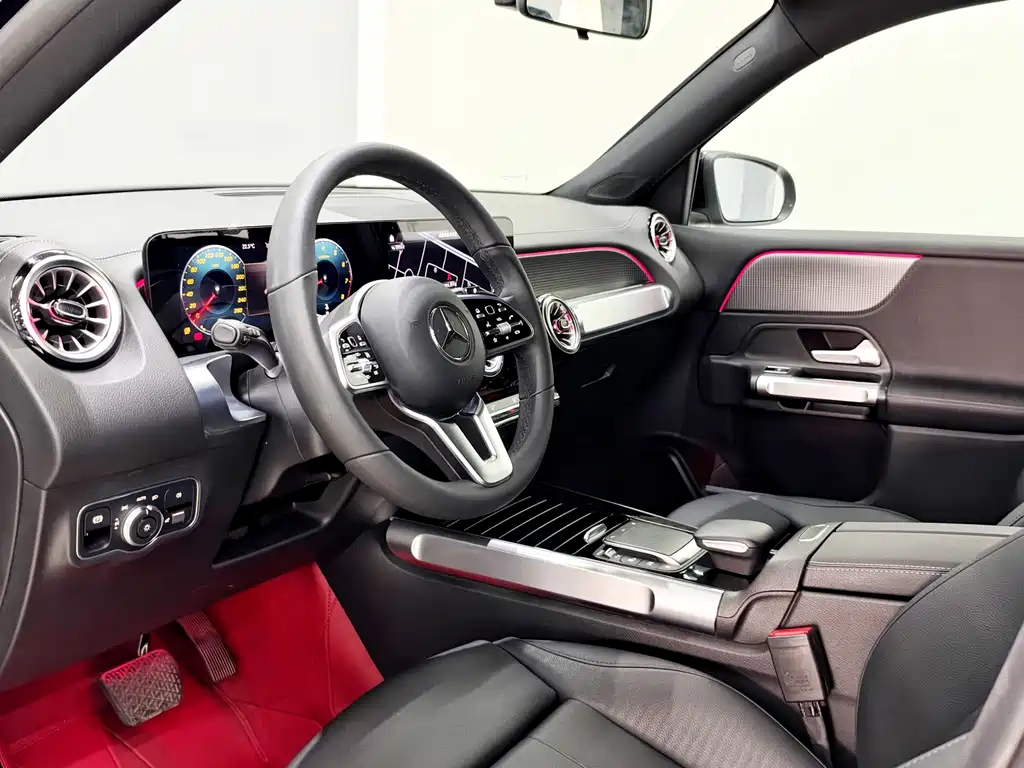 Mercedes-Benz GLB — миниатюра 3