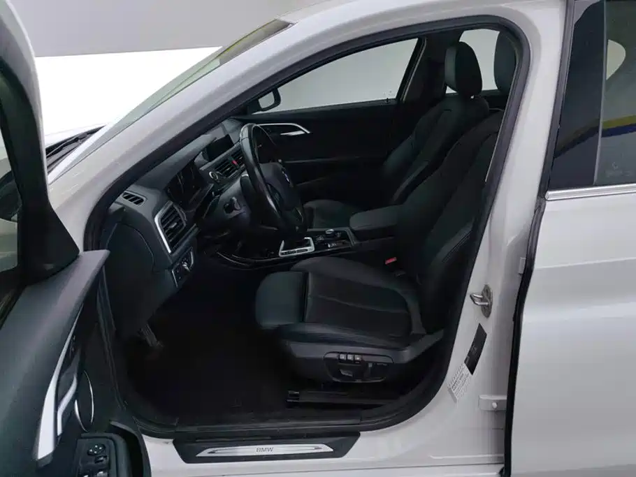 BMW 1 Series — миниатюра 9