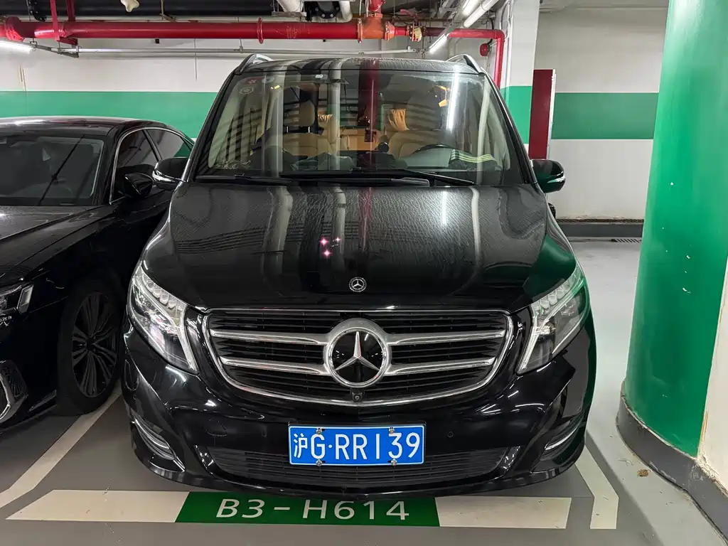 MERCEDES-BENZ V CLASS