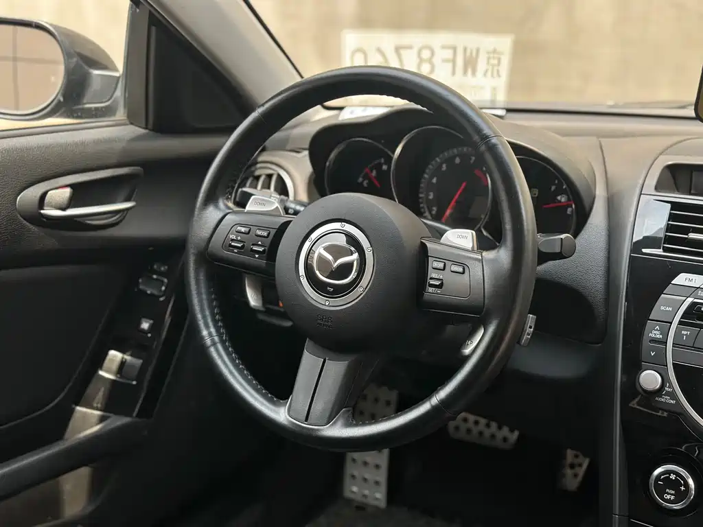 Mazda RX-8 — миниатюра 17