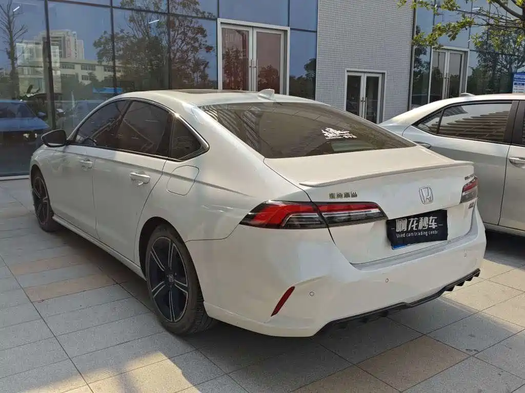 Honda Inspire — миниатюра 7