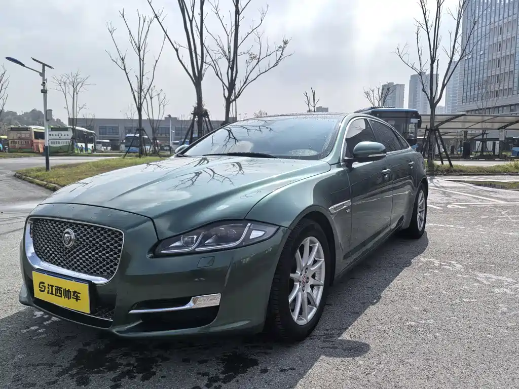 Jaguar XJ 2016