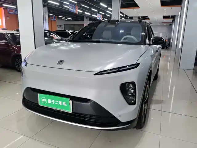 2023 Nio ES8