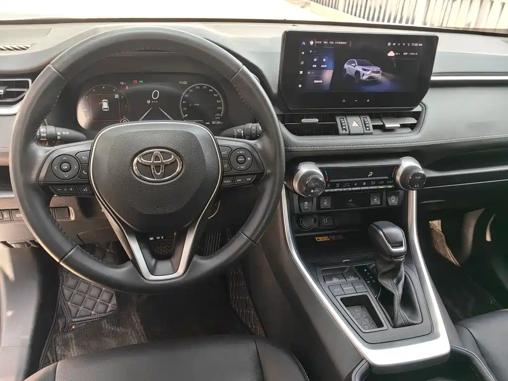 Toyota RAV4 — миниатюра 13