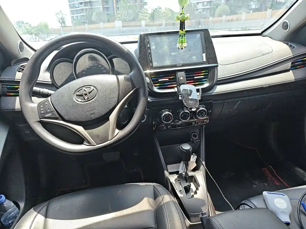 Toyota Vios — миниатюра 10