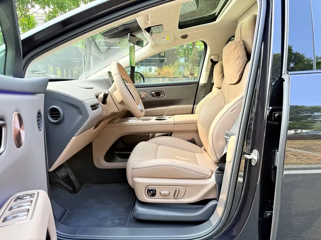 Li Auto Li i8 — миниатюра 11
