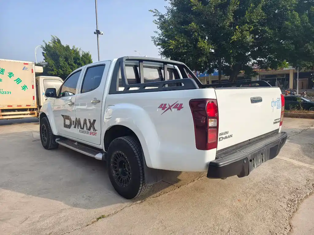 ISUZU D MAX