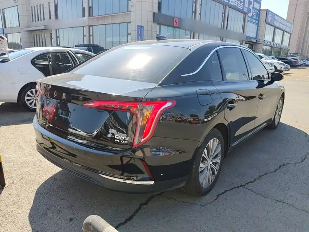 Hongqi Hongqi E-QM5 — миниатюра 7