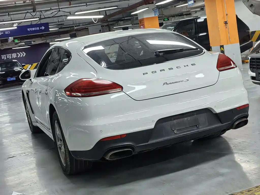 Porsche Panamera — миниатюра 18