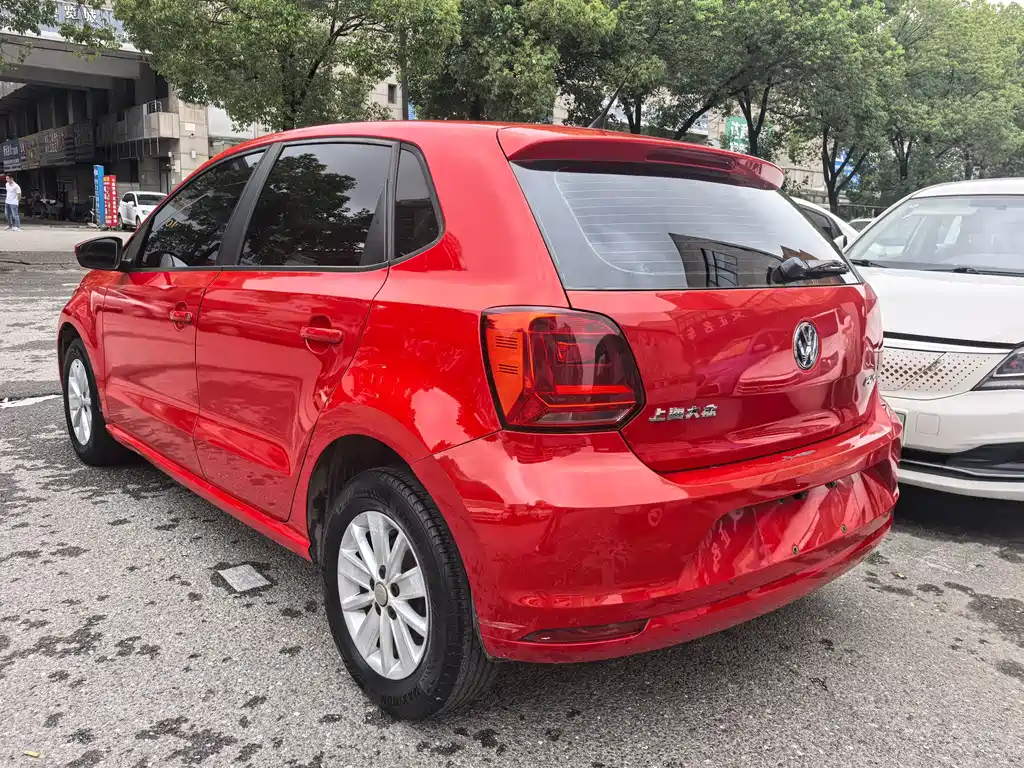 Volkswagen Polo — миниатюра 4