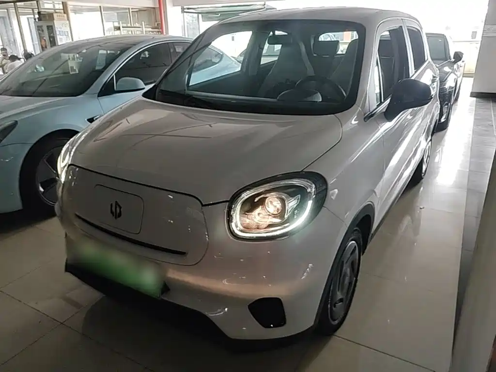 Leapmotor Leapmotor T03 — миниатюра 2