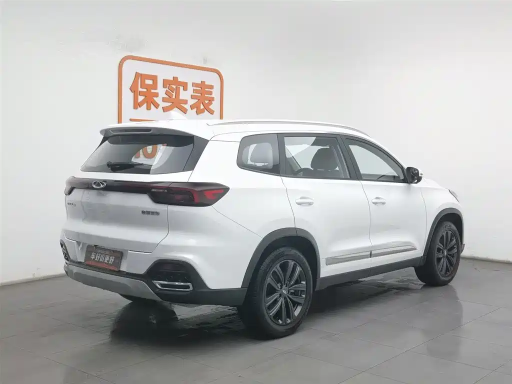 CHERY TIGGO 8