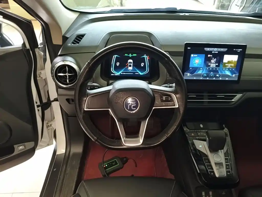 BYD Yuan EV — миниатюра 11