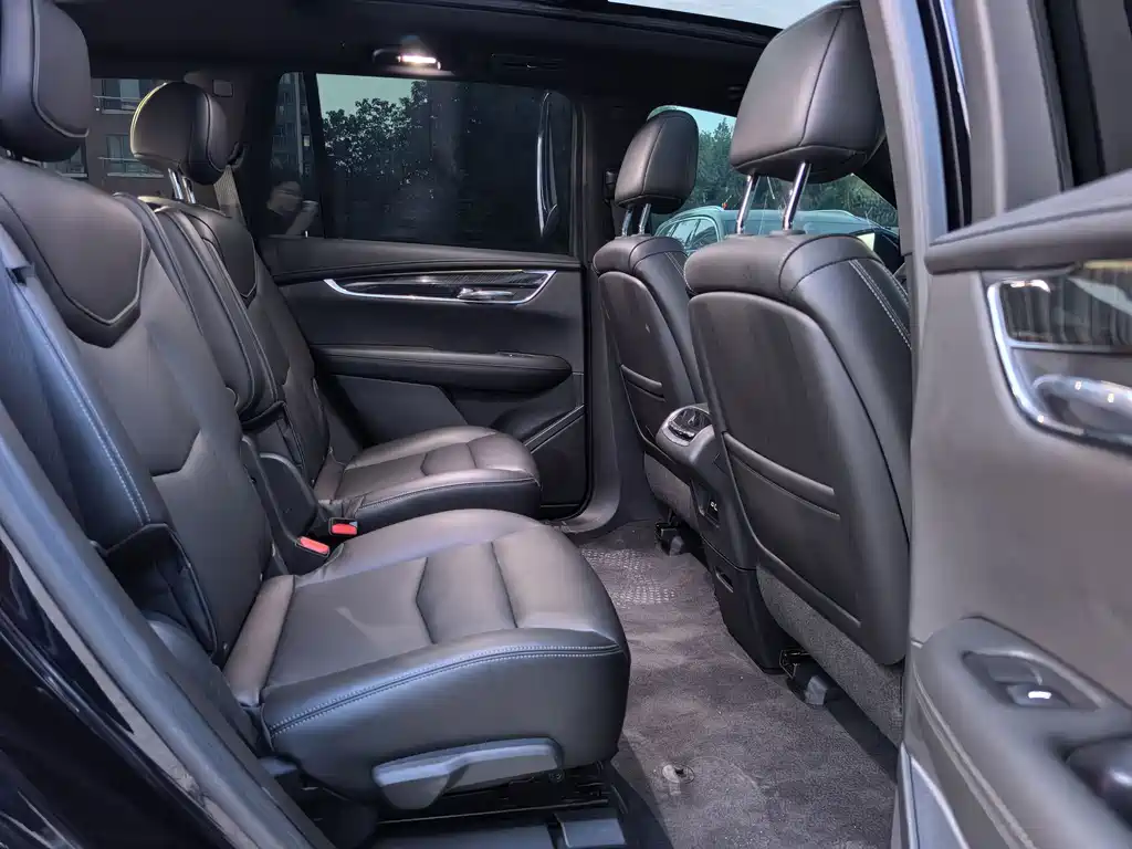 Cadillac XT6 — миниатюра 3