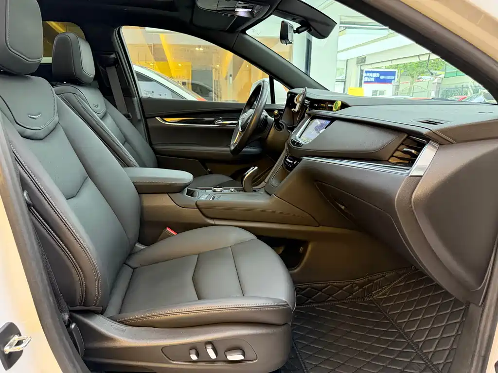 Cadillac XT5 — миниатюра 16