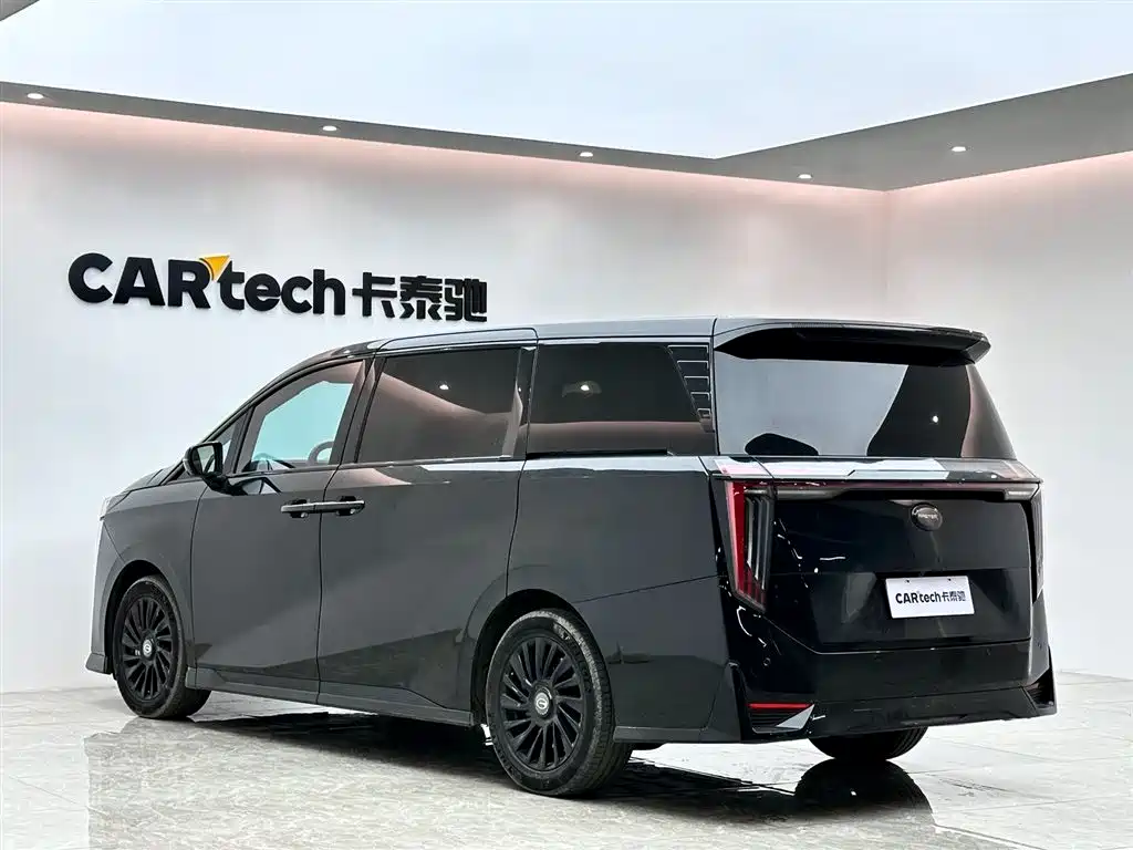 GAC TRUMPCHI M8