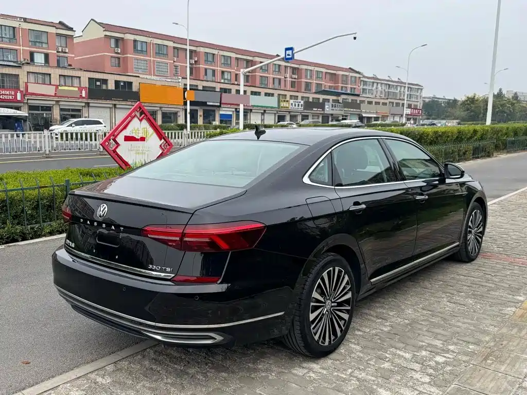 Volkswagen Passat — миниатюра 6