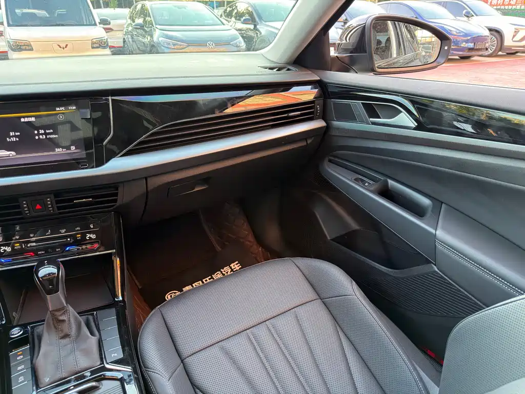 Volkswagen Passat — миниатюра 10