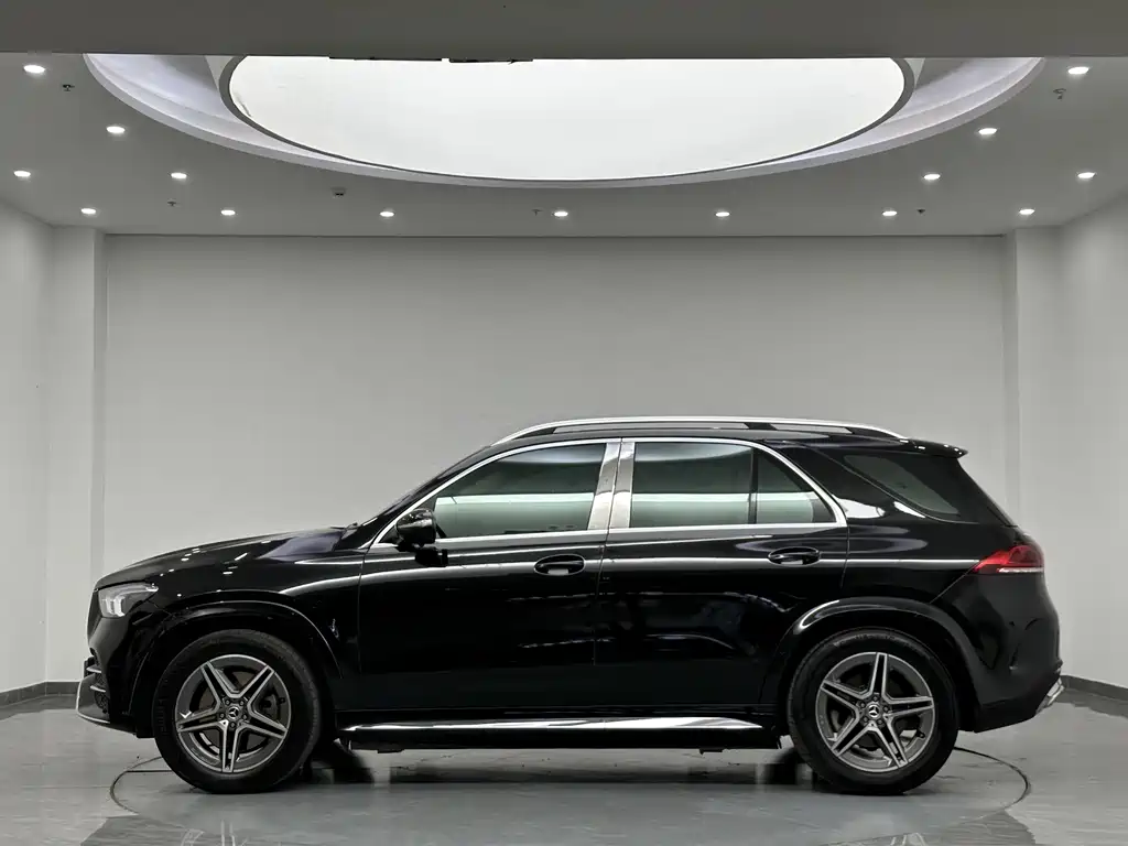 Mercedes-Benz GLE (Import) — миниатюра 5