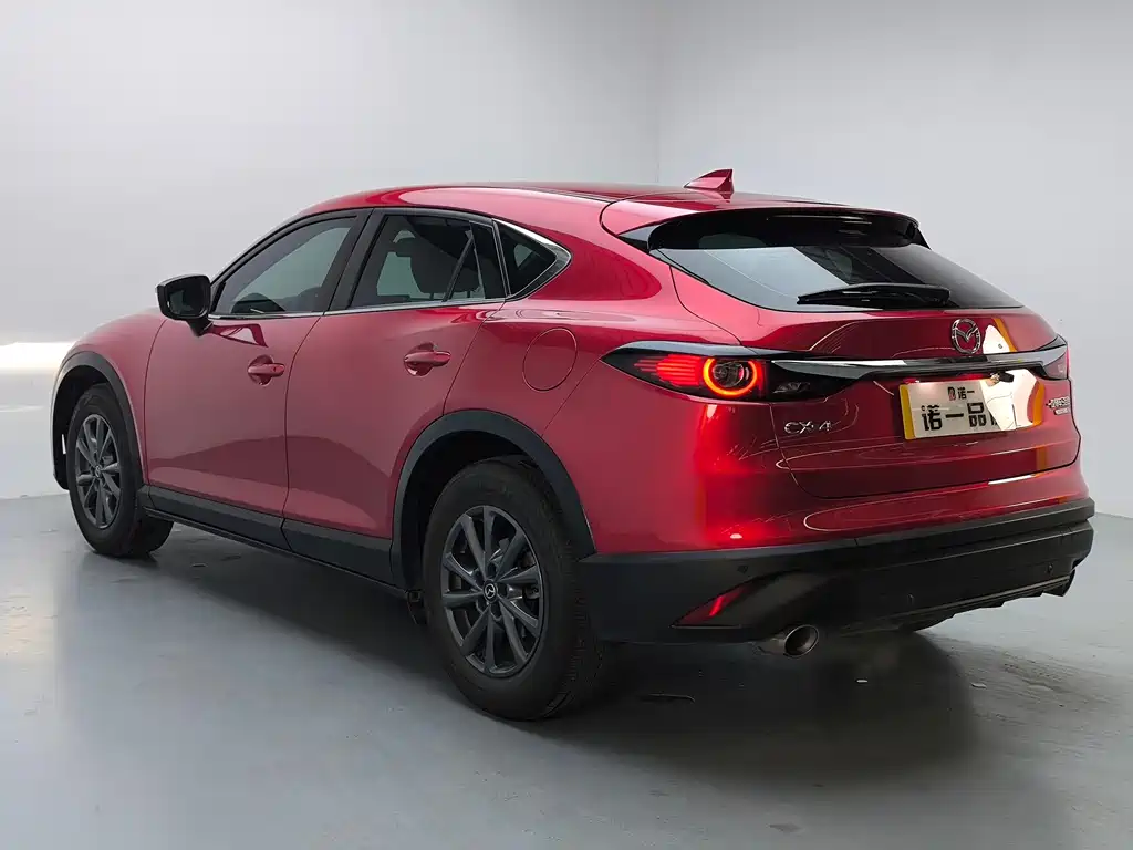 MAZDA CX 4