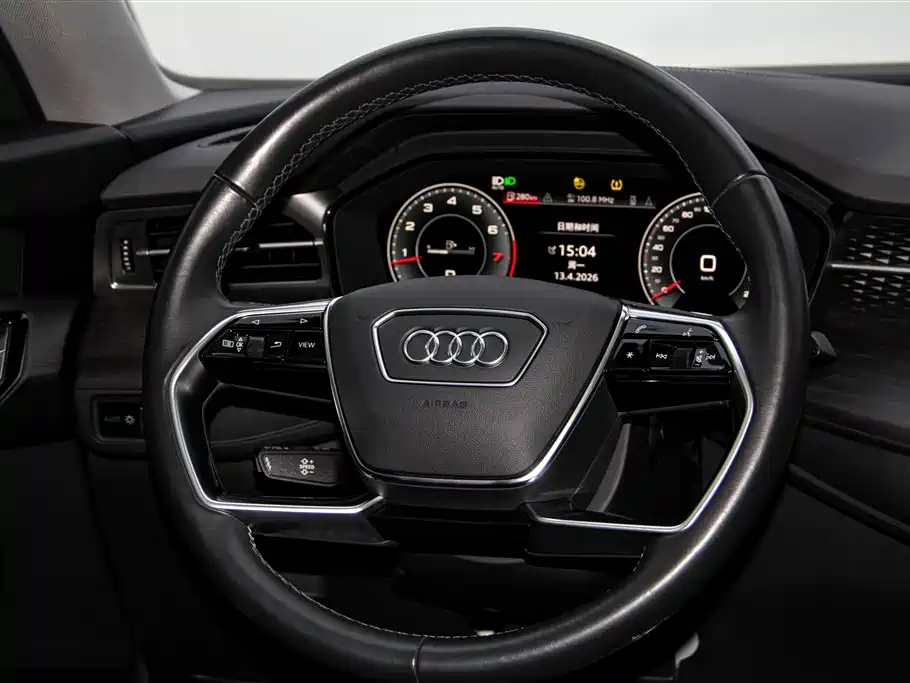 Audi Q6 — миниатюра 14