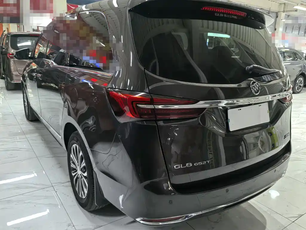 BUICK  GL8