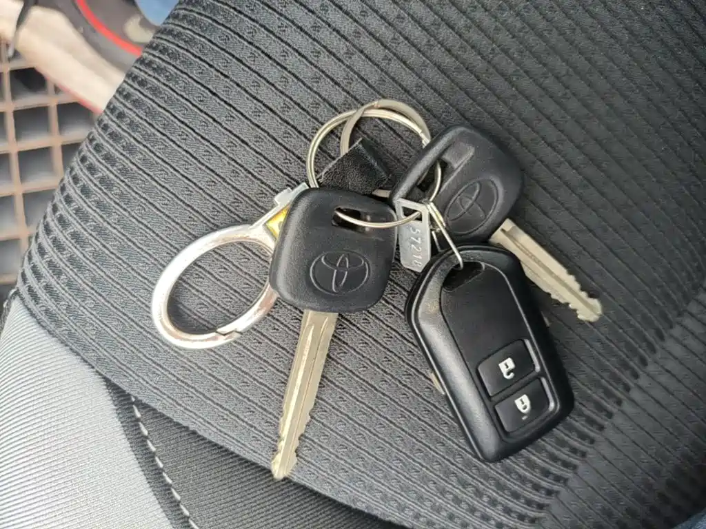 Toyota Yaris L — миниатюра 9