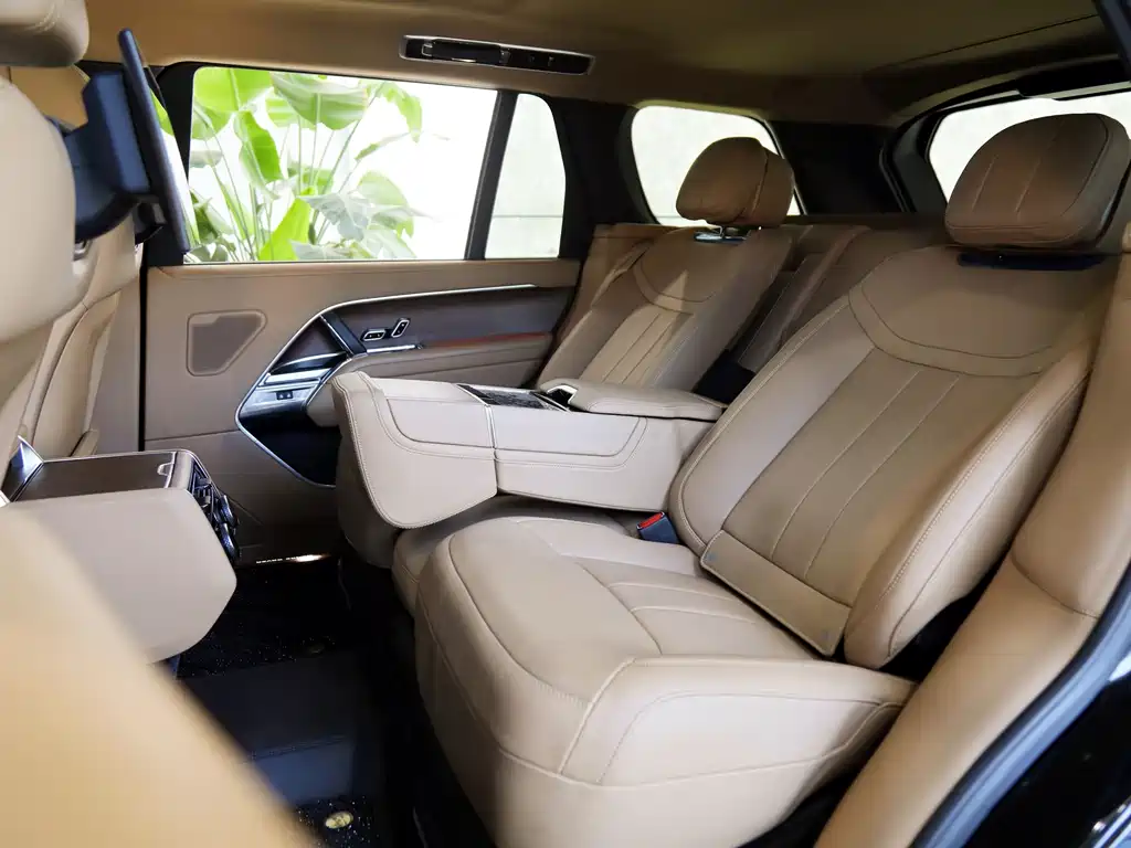 Land Rover Range Rover — миниатюра 24