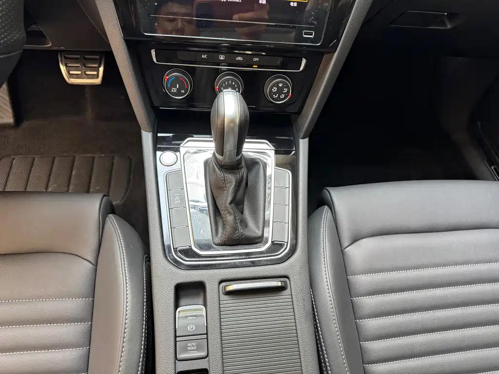 Volkswagen Magotan — миниатюра 10