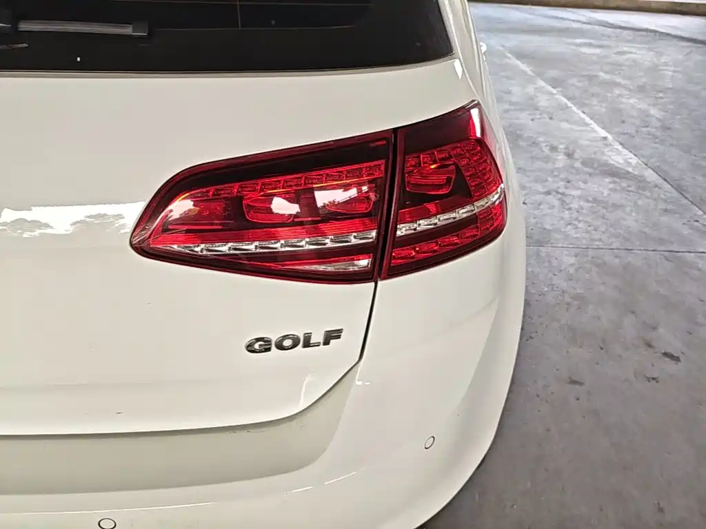 Volkswagen Golf — миниатюра 8